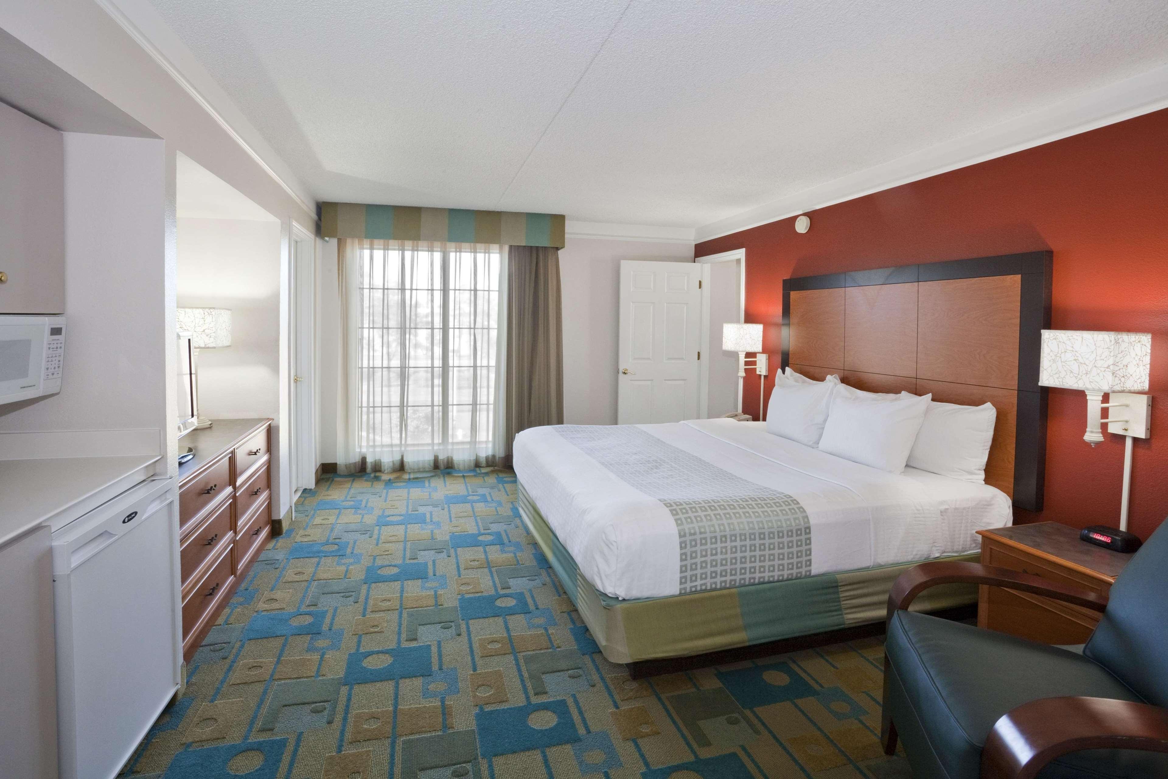 La Quinta Inn By Wyndham Phoenix Sky Harbor Airport Tempe Buitenkant foto