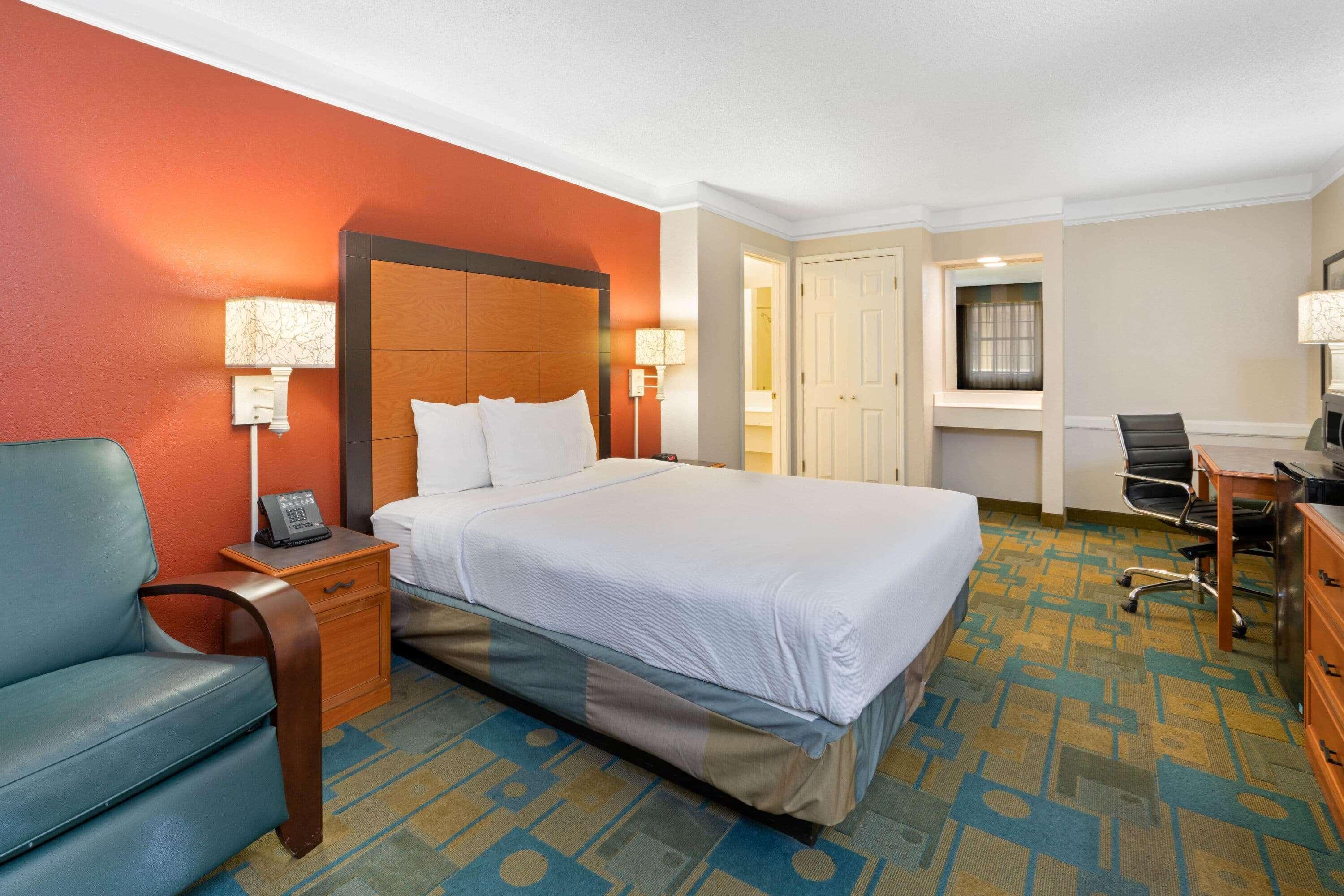 La Quinta Inn By Wyndham Phoenix Sky Harbor Airport Tempe Buitenkant foto